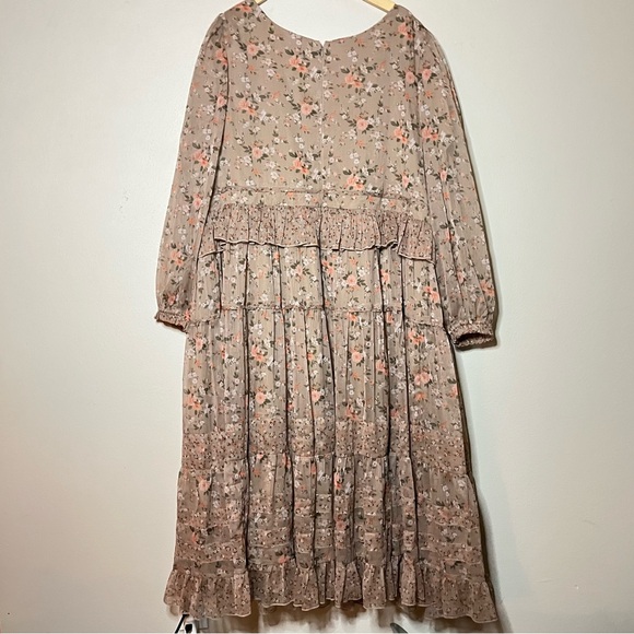 Ivy City Tiered Floral Maxi Dress - Picture 3 of 14